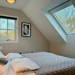 House With 90 Metres Private On Bomlo Casa vacanze *