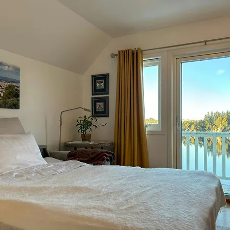House With 90 Metres Private On Bomlo Casa vacanze Ervik (Urangsvag)