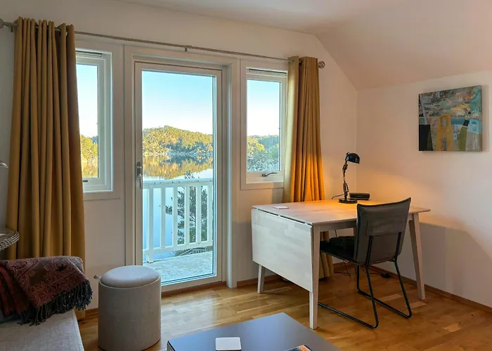 House With 90 Metres Private On Bomlo Prázdninový dům *